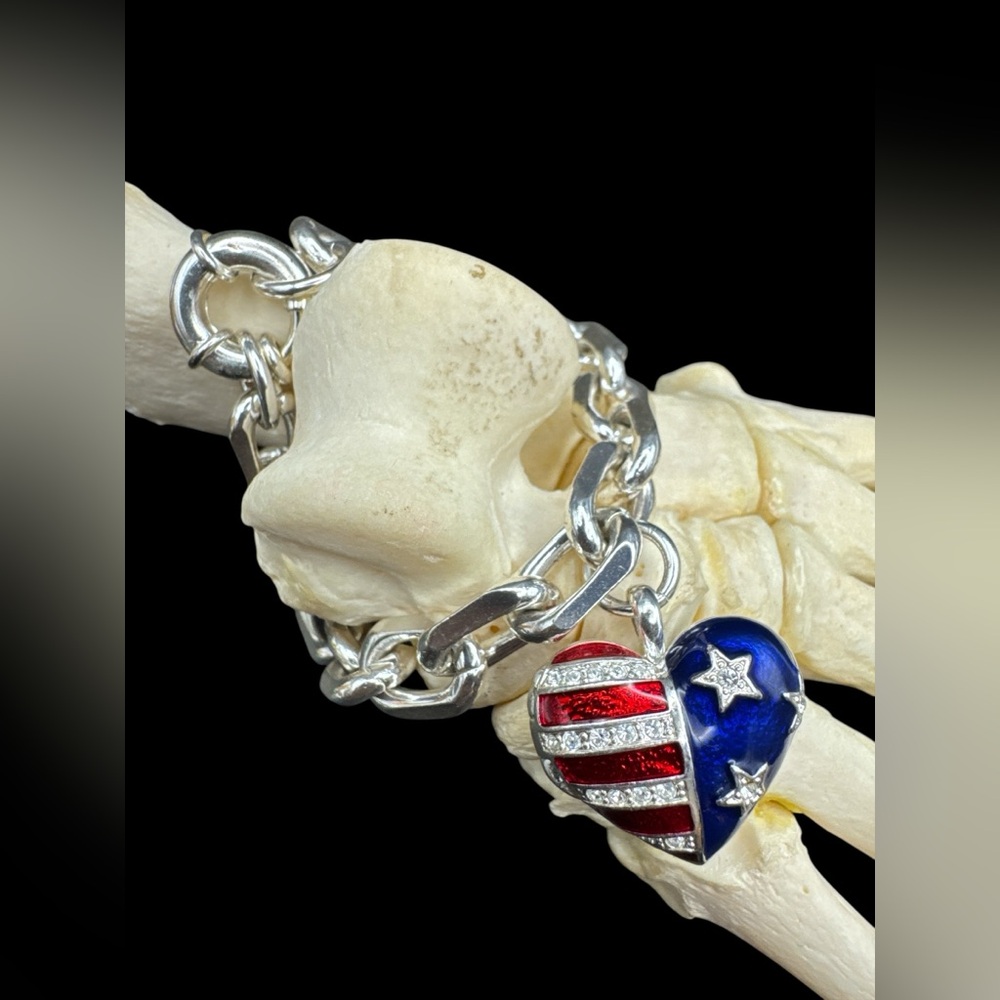 Vintage Silver Chunky Enamel American Flag Heart Locket Dangle Charm Bracelet 8”